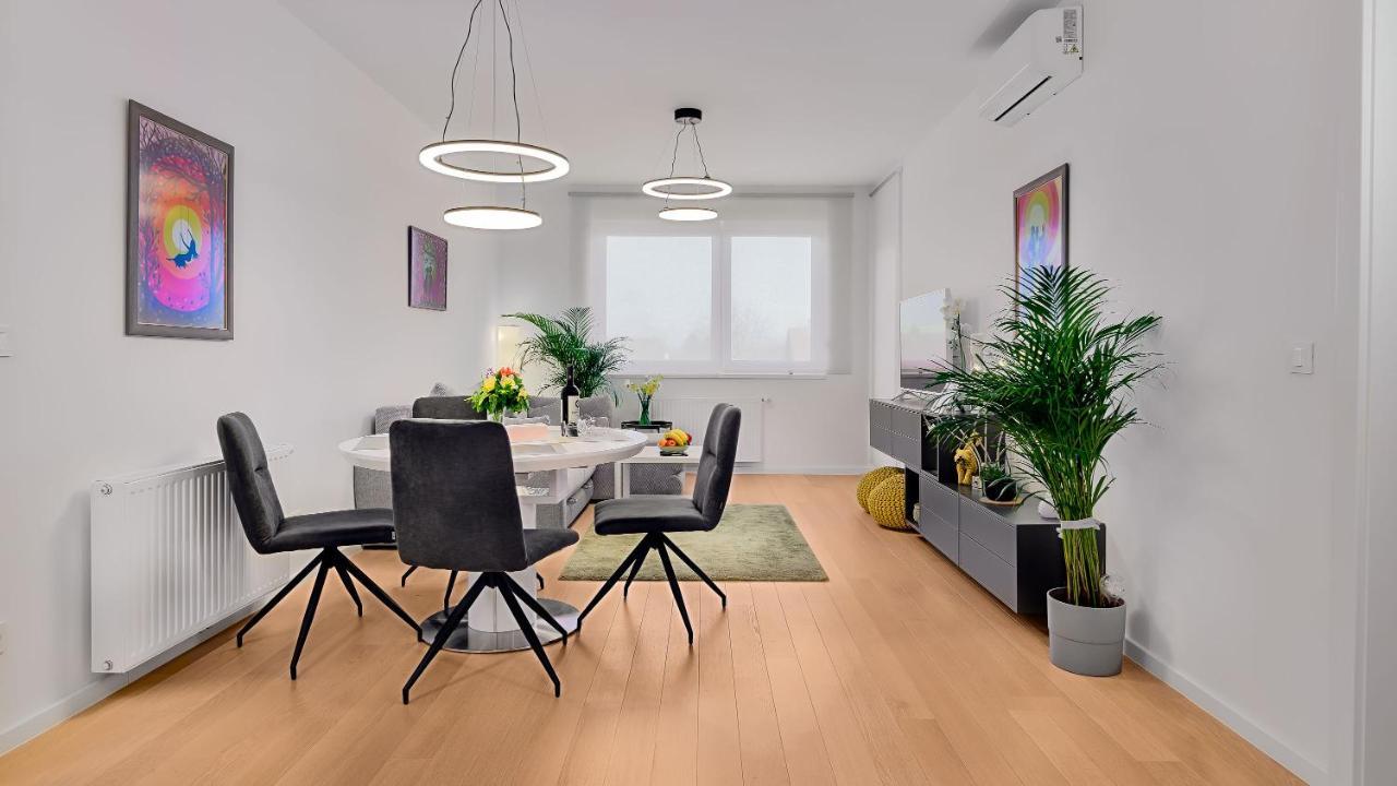 Good Vibes Apartment ซาเกร็บ ภายนอก รูปภาพ